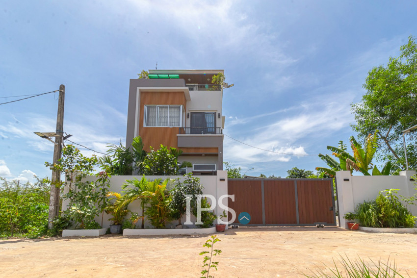 3 Bedroom House For Sale - Sangkat Siem Reap, Siem Reap