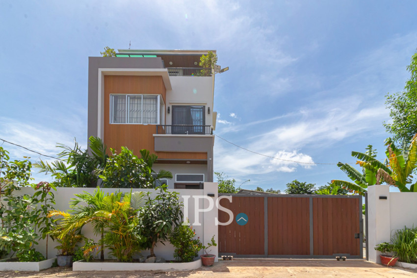 3 Bedroom House For Sale - Sangkat Siem Reap, Siem Reap