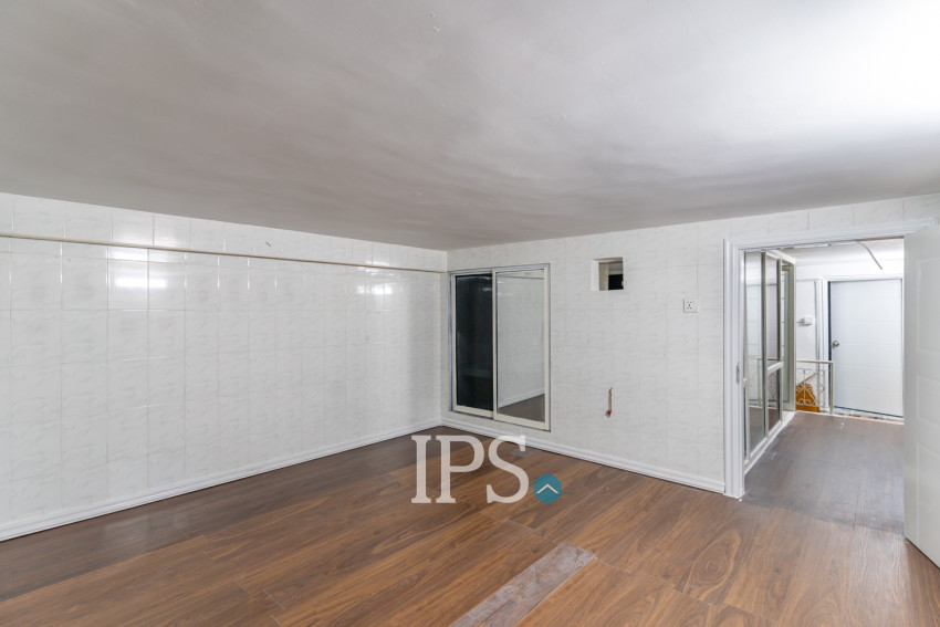 303 Sqm Commercial Building For Rent - Daun Penh, Phnom Penh