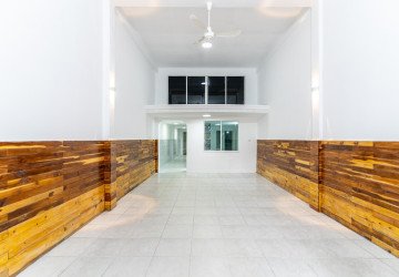 303 Sqm Commercial Building For Rent - Daun Penh, Phnom Penh thumbnail