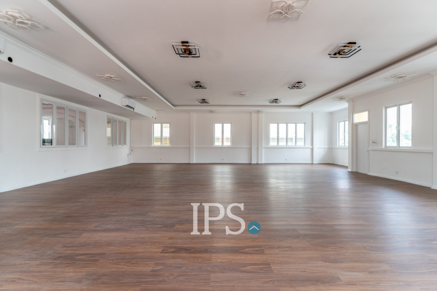 303 Sqm Commercial Building For Rent - Daun Penh, Phnom Penh