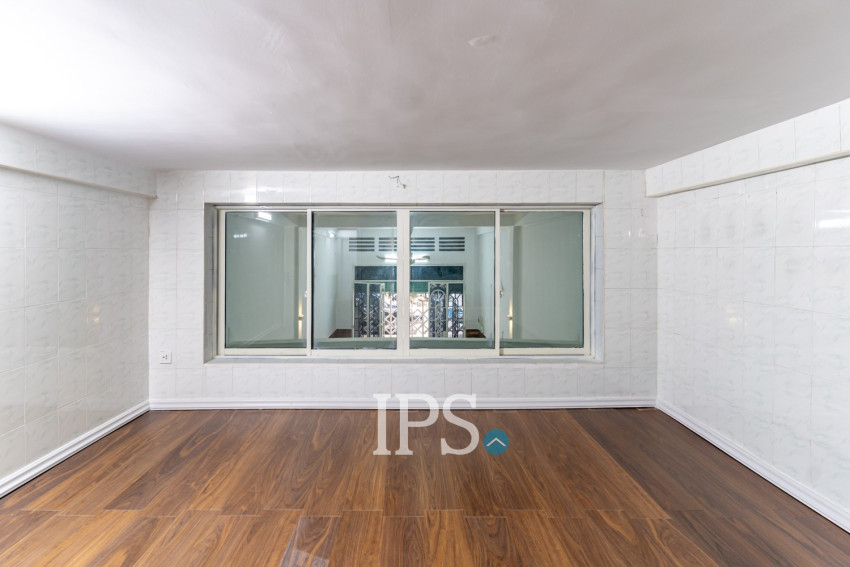 303 Sqm Commercial Building For Rent - Daun Penh, Phnom Penh
