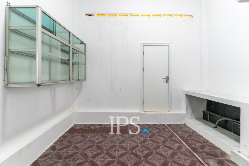 303 Sqm Commercial Building For Rent - Daun Penh, Phnom Penh