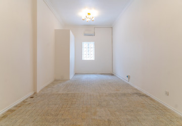 303 Sqm Commercial Building For Rent - Daun Penh, Phnom Penh thumbnail
