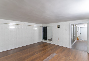 303 Sqm Commercial Building For Rent - Daun Penh, Phnom Penh thumbnail