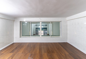 303 Sqm Commercial Building For Rent - Daun Penh, Phnom Penh thumbnail