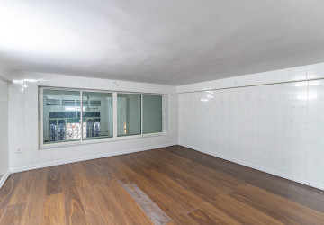 303 Sqm Commercial Building For Rent - Daun Penh, Phnom Penh thumbnail