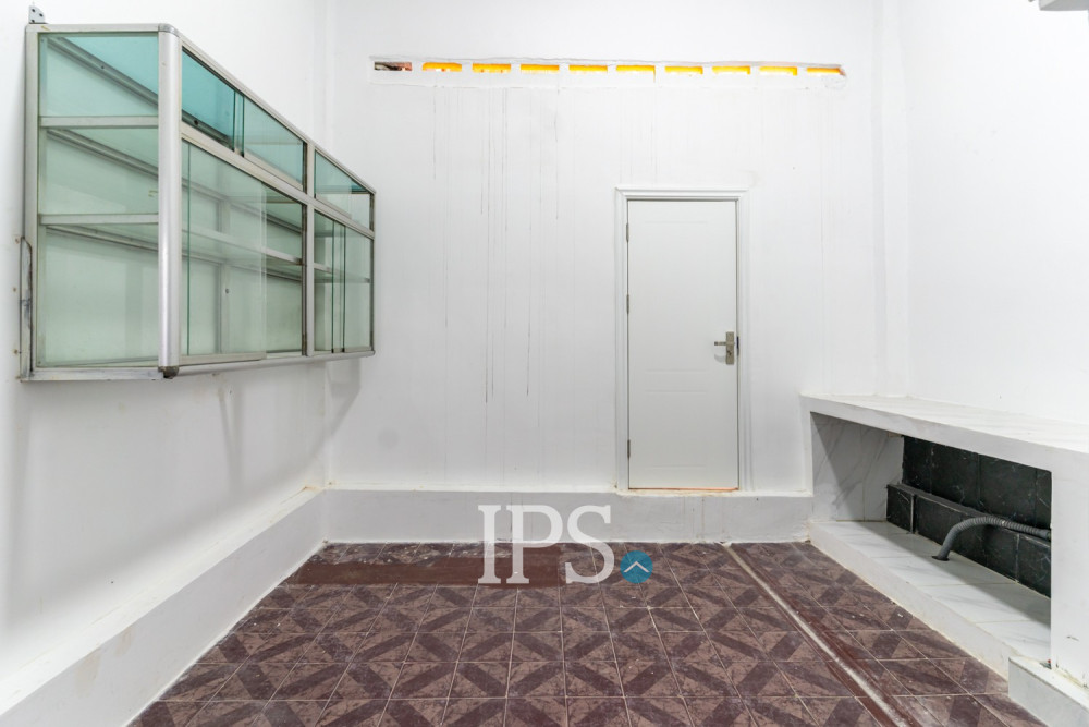 303 Sqm Commercial Building For Rent - Daun Penh, Phnom Penh - Image 7