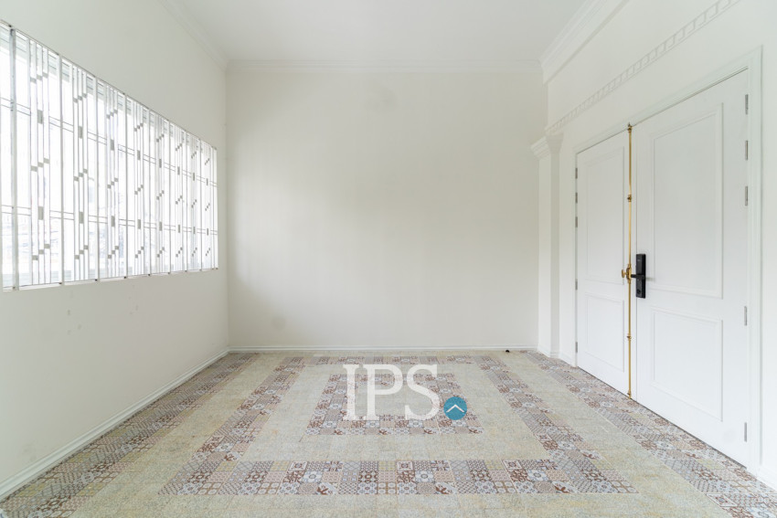 303 Sqm Commercial Building For Rent - Daun Penh, Phnom Penh