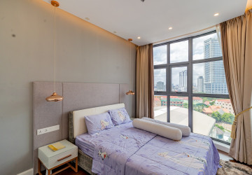 8th Floor 2 Bedroom Condo For Sale - Peninsula Residence, Chroy Changvar, Phnom Penh thumbnail