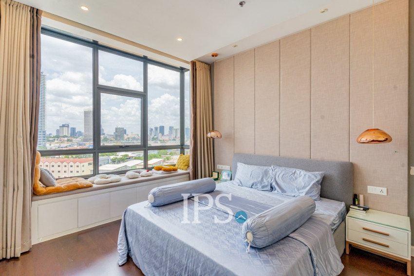 8th Floor 2 Bedroom Condo For Sale - Peninsula Residence, Chroy Changvar, Phnom Penh