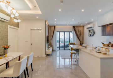 8th Floor 2 Bedroom Condo For Sale - Peninsula Residence, Chroy Changvar, Phnom Penh thumbnail