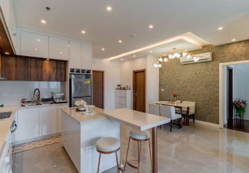 8th Floor 2 Bedroom Condo For Sale - Peninsula Residence, Chroy Changvar, Phnom Penh thumbnail