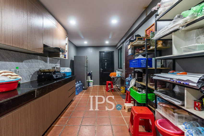 4 Bedroom Villa For Rent - Borey Tourism, Kandaek, Prasat Bakong, Siem Reap