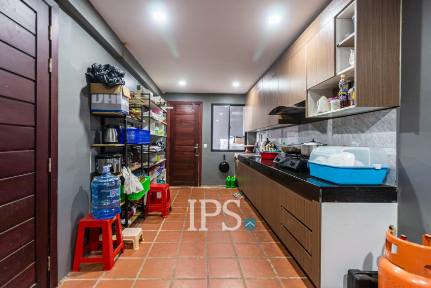 4 Bedroom Villa For Rent - Borey Tourism, Kandaek, Prasat Bakong, Siem Reap