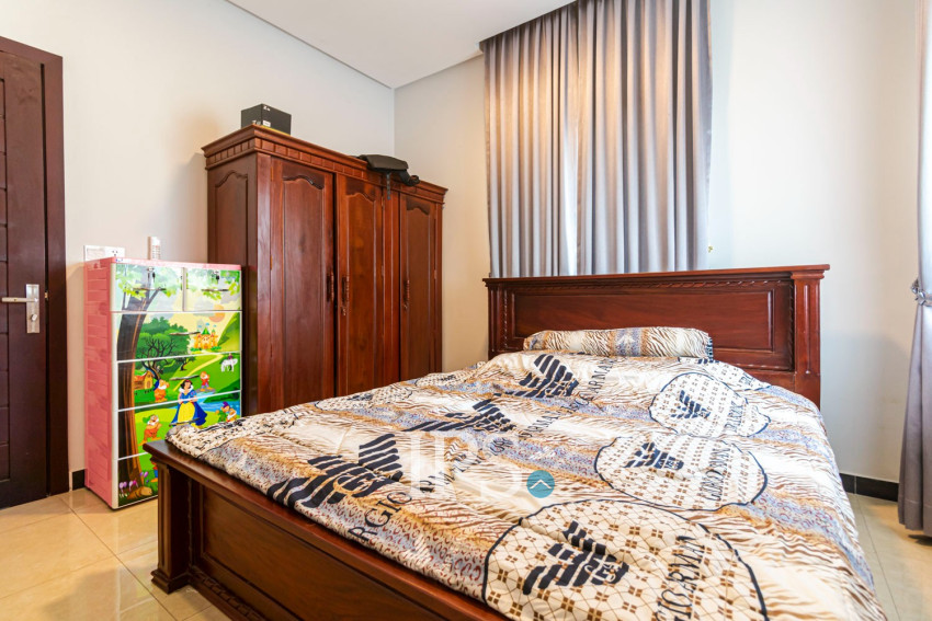 4 Bedroom Villa For Rent - Borey Tourism, Kandaek, Prasat Bakong, Siem Reap