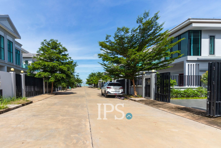 4 Bedroom Villa For Rent - Borey Tourism, Kandaek, Prasat Bakong, Siem Reap