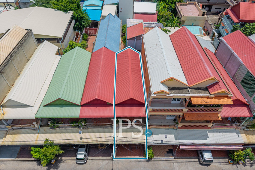 4 Bedroom Flat For Sale - Borey Chroy Bassac, Preaek Pra,  Phnom Penh
