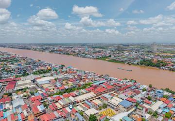 4 Bedroom Flat For Sale - Borey Chroy Bassac, Preaek Pra,  Phnom Penh thumbnail