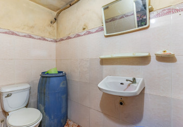 4 Bedroom Flat For Sale - Borey Chroy Bassac, Preaek Pra,  Phnom Penh thumbnail