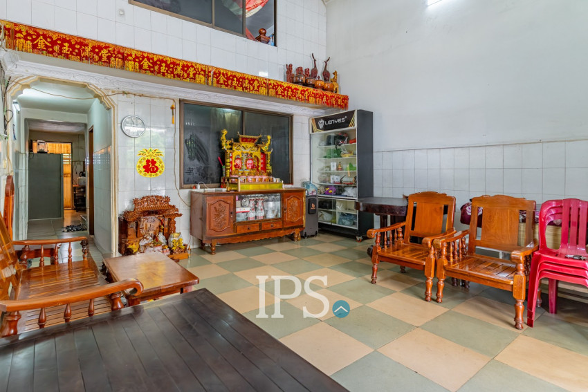 4 Bedroom Flat For Sale - Borey Chroy Bassac, Preaek Pra,  Phnom Penh