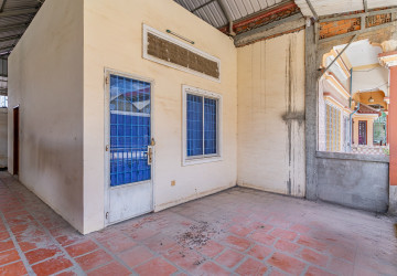 4 Bedroom Flat For Sale - Borey Chroy Bassac, Preaek Pra,  Phnom Penh thumbnail