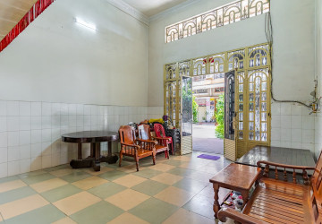 4 Bedroom Flat For Sale - Borey Chroy Bassac, Preaek Pra,  Phnom Penh thumbnail