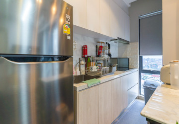 15th Floor 2 Bedroom Condo For Sale - Time Square 2, Beoung Kak 1, Phnom Penh thumbnail