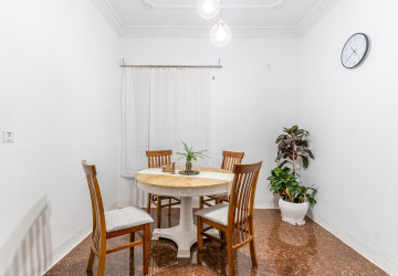 4 Bedroom Villa For Rent - Chroy Changvar, Phnom Penh thumbnail