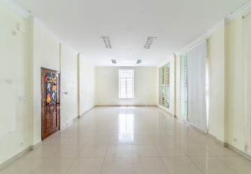 Commercial Building For Rent - Tonle Bassac, Phnom Penh thumbnail