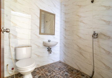 Commercial Building For Rent - Tonle Bassac, Phnom Penh thumbnail