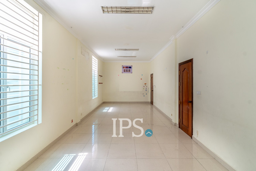 Commercial Building For Rent - Tonle Bassac, Phnom Penh