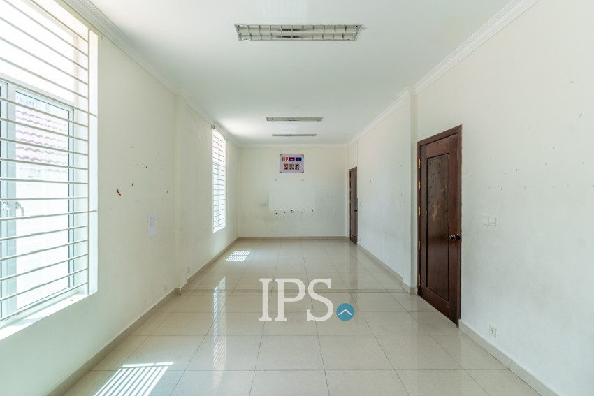 Commercial Building For Rent - Tonle Bassac, Phnom Penh