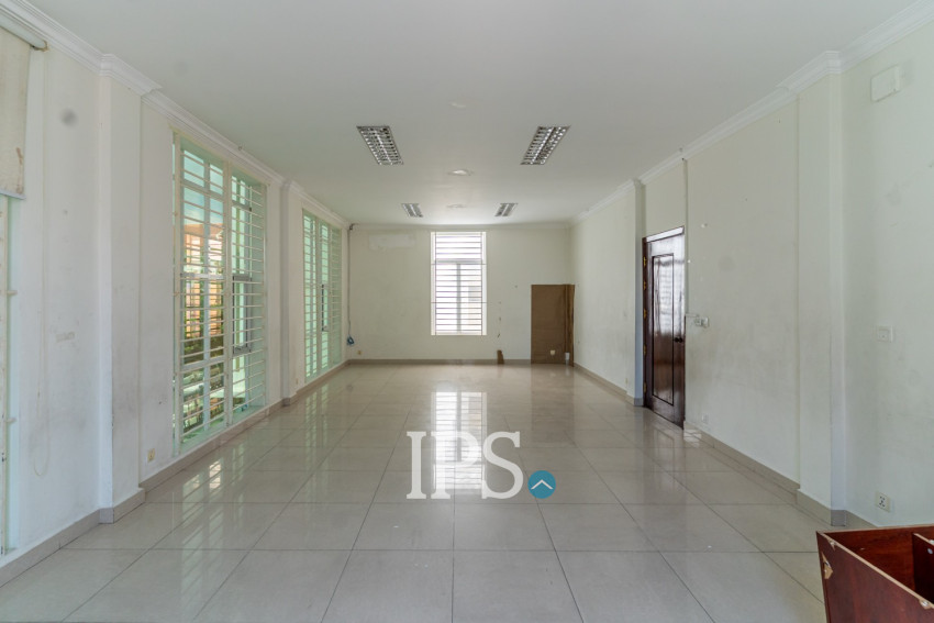 Commercial Building For Rent - Tonle Bassac, Phnom Penh