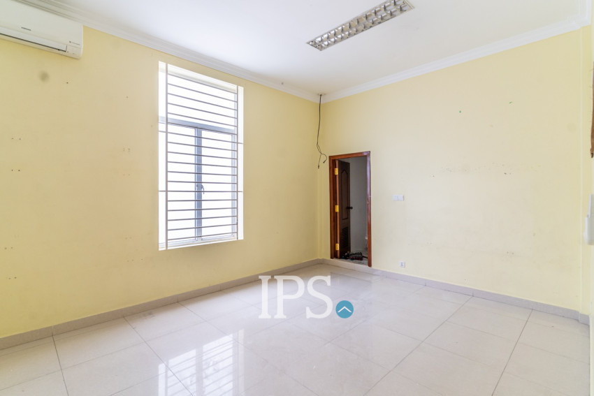 Commercial Building For Rent - Tonle Bassac, Phnom Penh