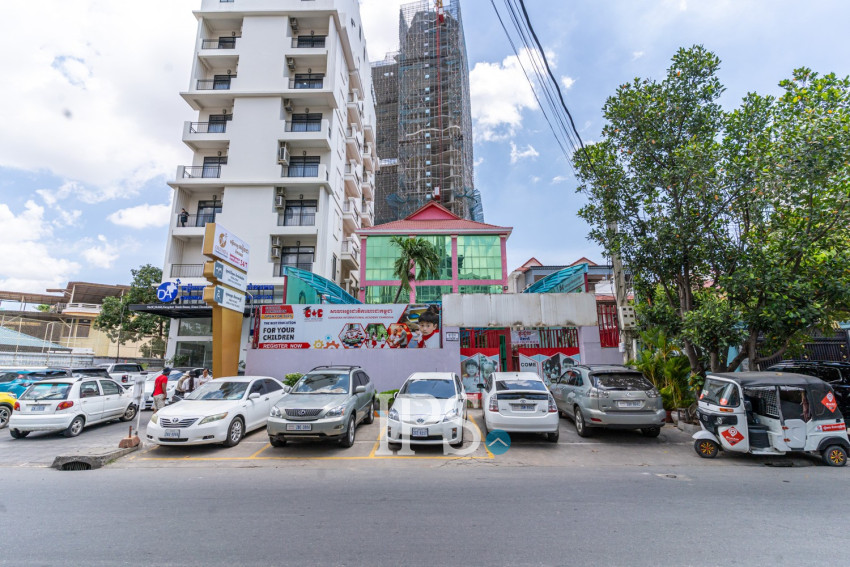 Commercial Building For Rent - Tonle Bassac, Phnom Penh