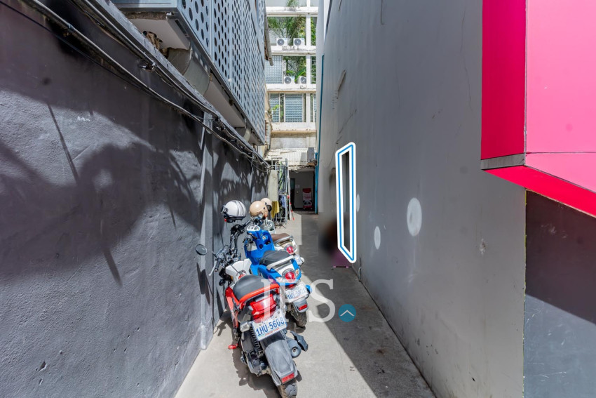 225 Sqm Retail Space For Rent - BKK1, Phnom Penh