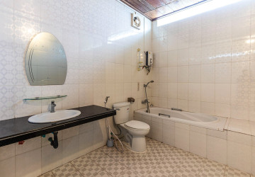 4 Bedroom House For Rent - Slor Kram, Siem Reap thumbnail