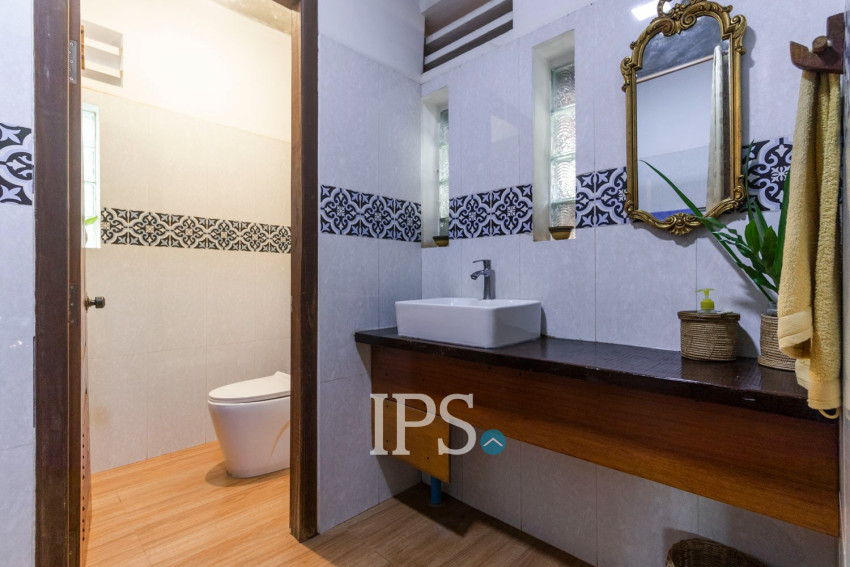 8 Bedroom Boutique Hotel For Sale - Slor Kram, Siem Reap