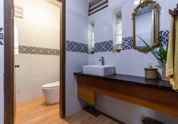 8 Bedroom Boutique Hotel For Sale - Slor Kram, Siem Reap thumbnail