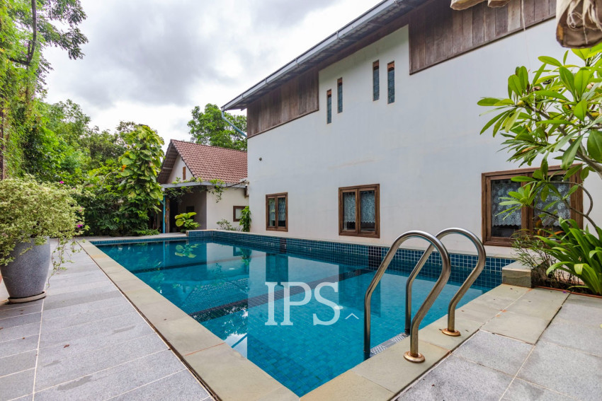 8 Bedroom Boutique Hotel For Sale - Slor Kram, Siem Reap