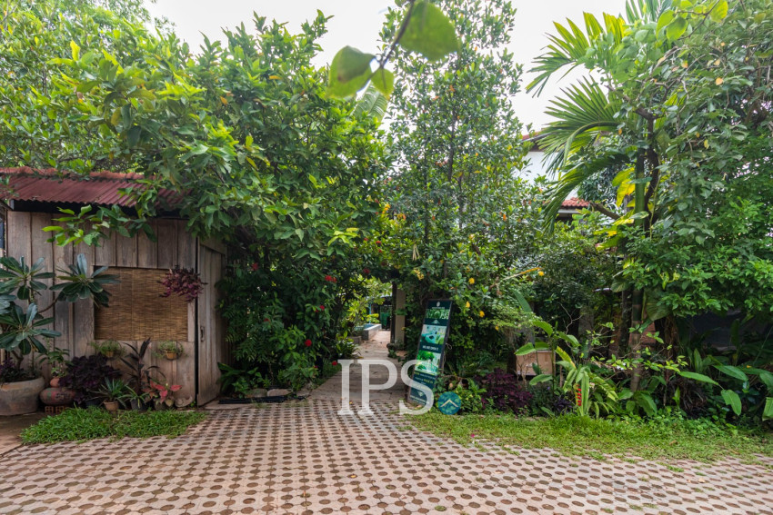 8 Bedroom Boutique Hotel For Sale - Slor Kram, Siem Reap