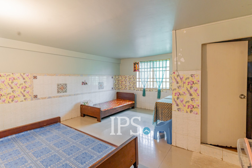 5 Bedroom Flat House For Sale - Kakab,  Phnom Penh