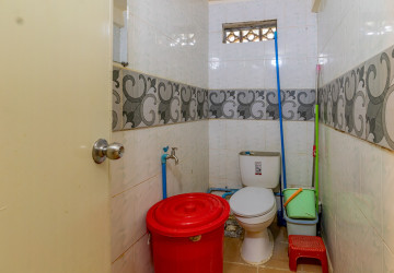 5 Bedroom Flat House For Sale - Kakab,  Phnom Penh thumbnail