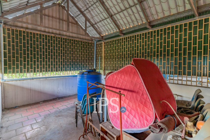 5 Bedroom Flat House For Sale - Kakab,  Phnom Penh