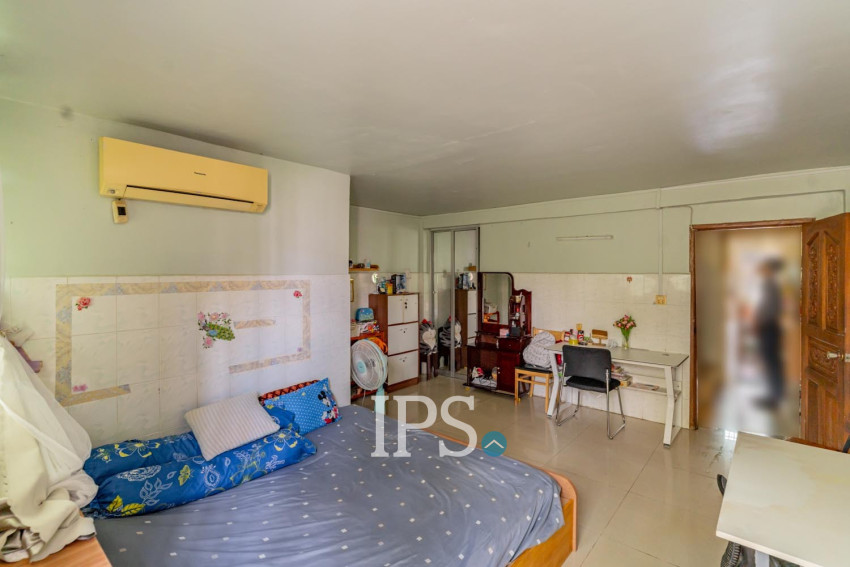 5 Bedroom Flat House For Sale - Kakab,  Phnom Penh