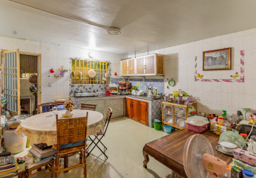 5 Bedroom Flat House For Sale - Kakab,  Phnom Penh thumbnail