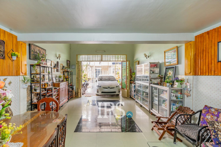 5 Bedroom Flat House For Sale - Kakab,  Phnom Penh