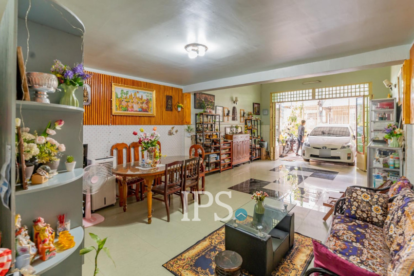 5 Bedroom Flat House For Sale - Kakab,  Phnom Penh