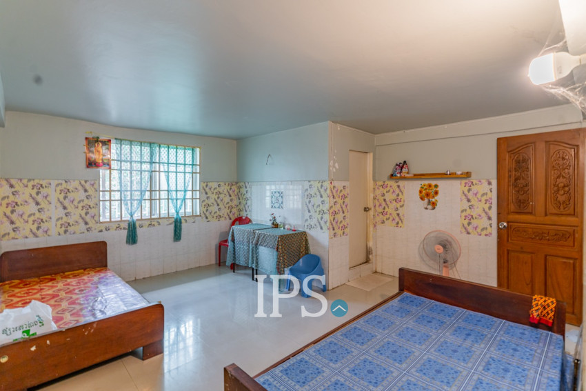 5 Bedroom Flat House For Sale - Kakab,  Phnom Penh